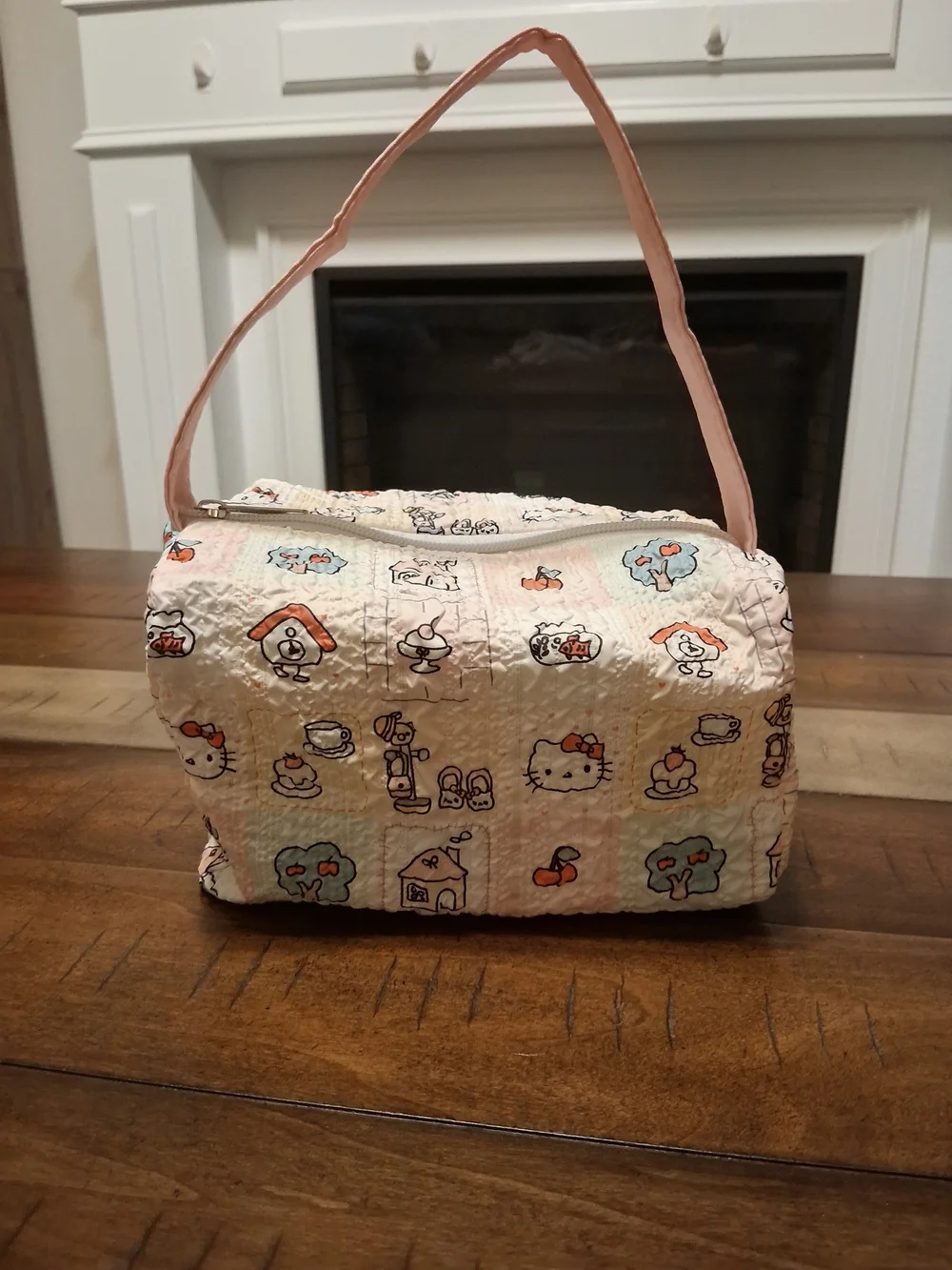 Hello Kitty Pink Printed Quilted Cosmetic Bag